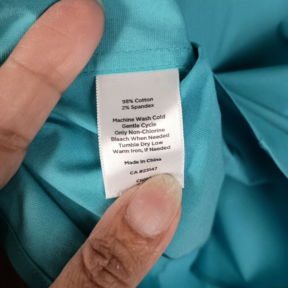 Talbots Wrinkle Resistant Button Front Shirt Wome… - image 4